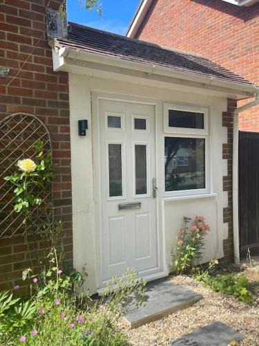 Seaford Apartment | Studio 40 cosy compact space in quiet location in Seaford