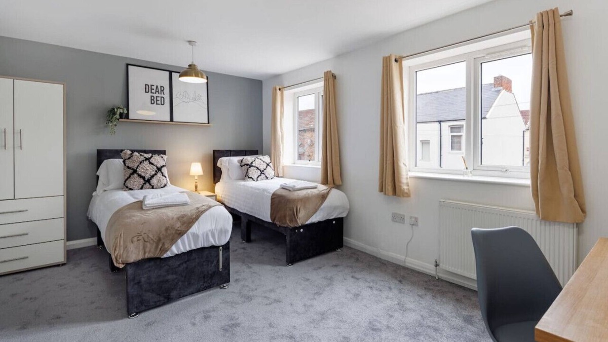 Middlesbrough Apartment | 🌟Studio 6 - City Centre - Free Wifi & Smart TV🌟
