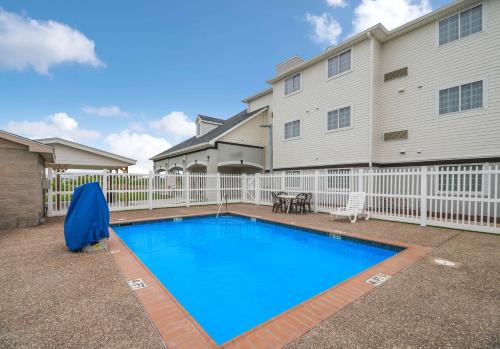 Ingleside Hotel | Studio 6-Ingleside, TX