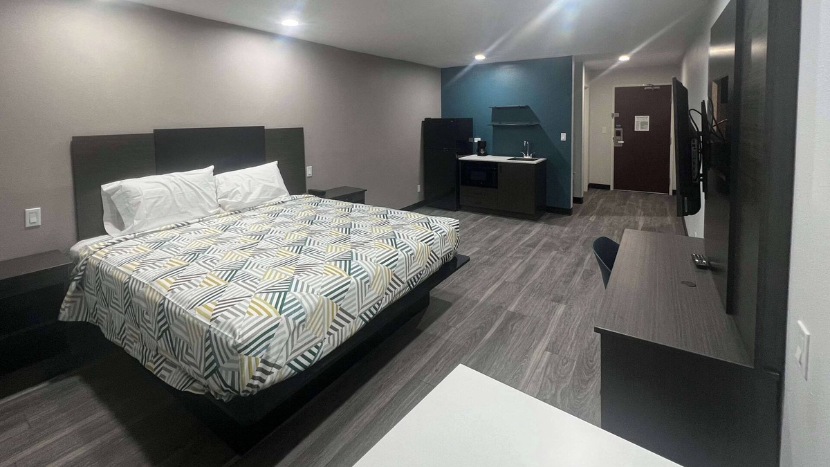Central Oklahoma City Hotel | Studio 6 Oklahoma City, OK - South