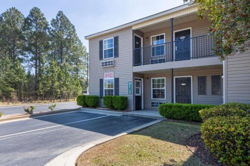 Statesboro Hotel | Studio 6-Statesboro, GA