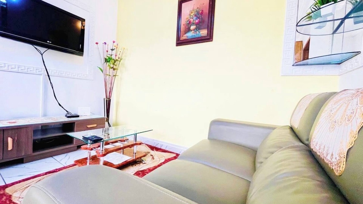 Douala Apartment | Studio A1,B-ssadi Santa Lucia,wifi, canal, gardien