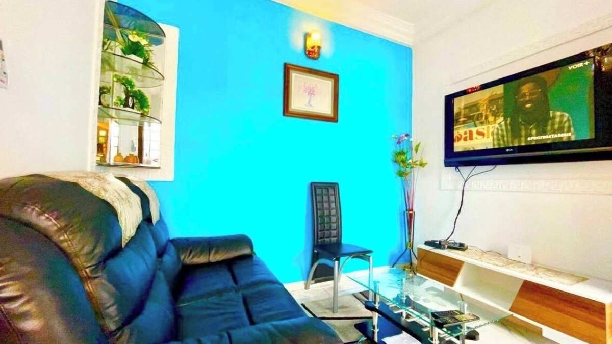 Douala Apartment | Studio A4 Fustel City, Bonamoussadi Santa Lucia, WiFi, canal, well, janitor