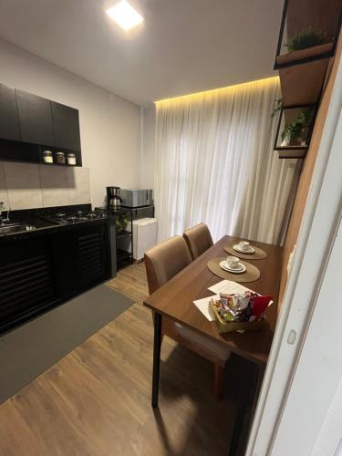 Estrada das Areias Apartment | Studio aconchegante e tranquilo! Perto de tudo!