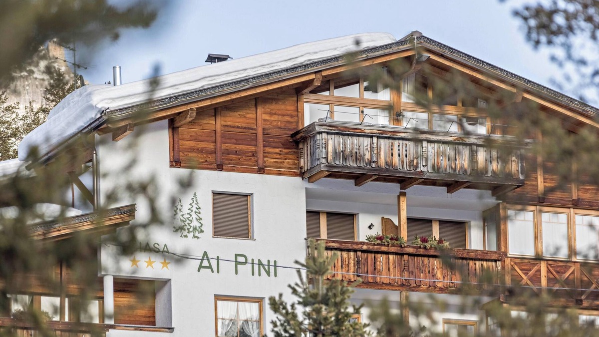 Armentarola Apartment | Studio Apartment “Ciasa ai Pini 211” near Ski Lifts with Mountain View, Balcony & Sauna