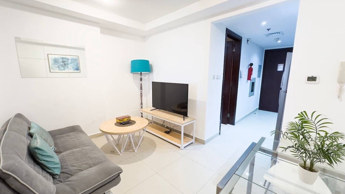 Al Hamra Village Apartment | Studio Apartment with sea view
