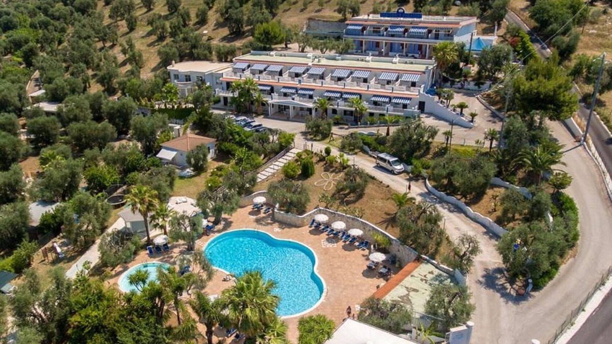 Peschici Condo | STUDIO APARTMENT 2/3 BEDS WITH PANORAMIC VIEW TOWARDS THE SEA