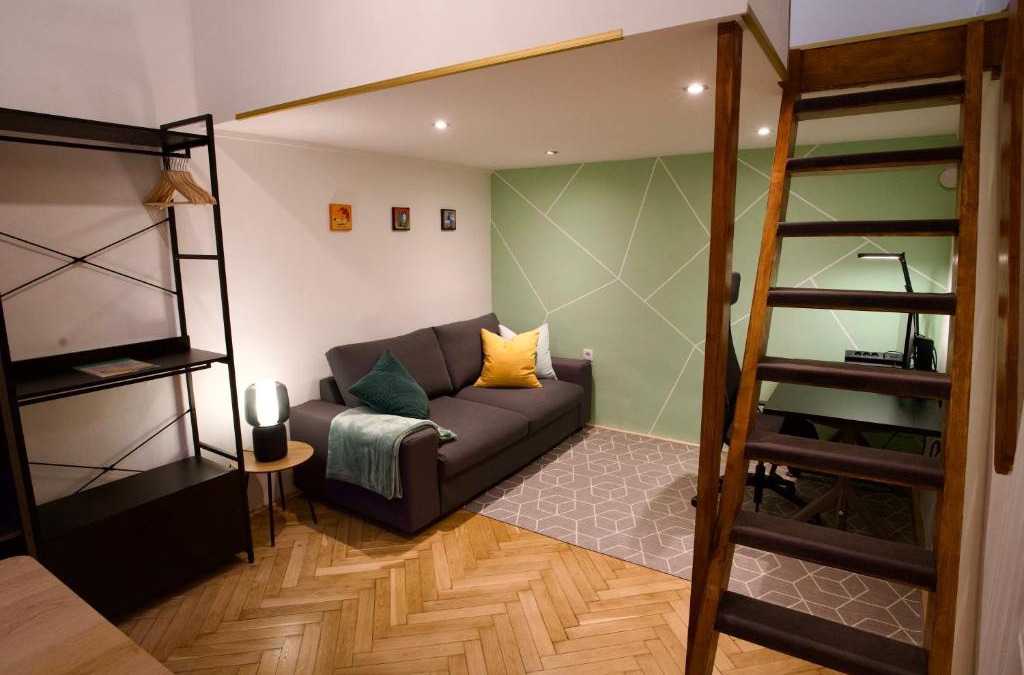 Terezvaros Apartment | Studio Apartment - 5 min from City Center with AC