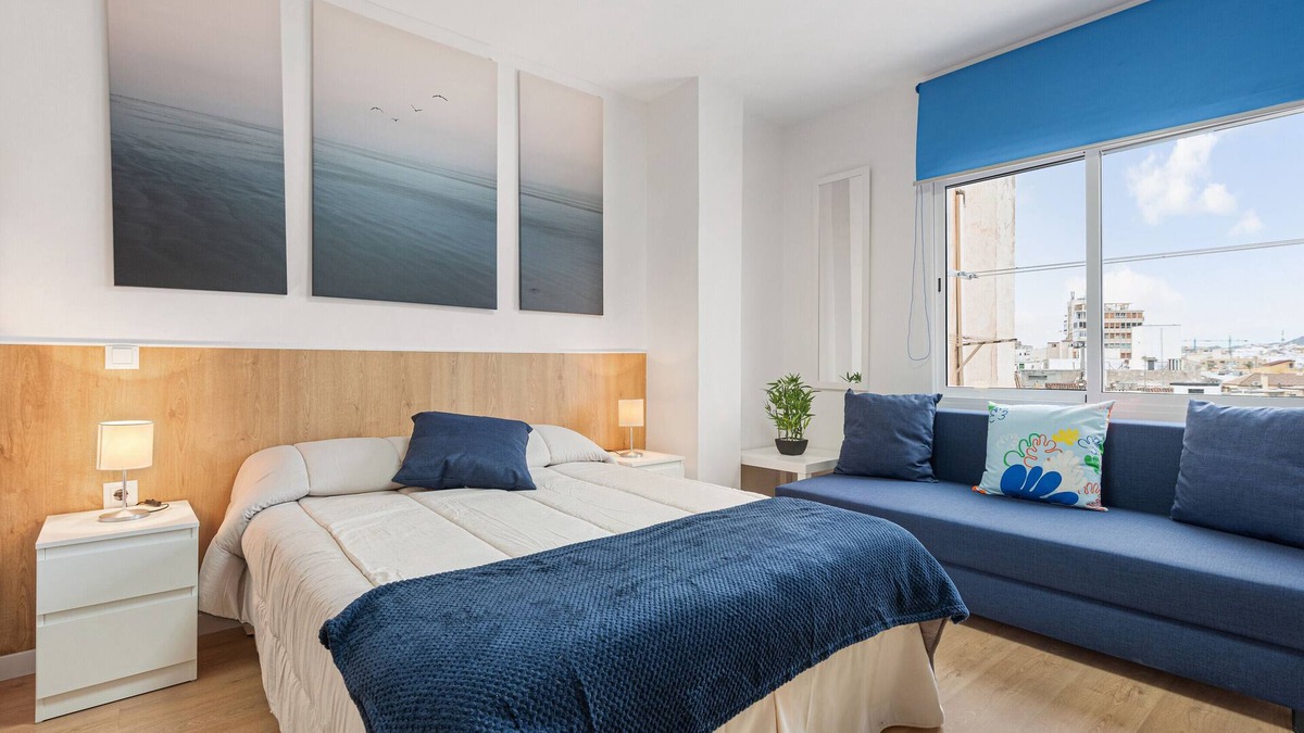 Centro Apartment | Studio Apartment 'Estudios Larios 9' with Wi-Fi and Air Conditioning