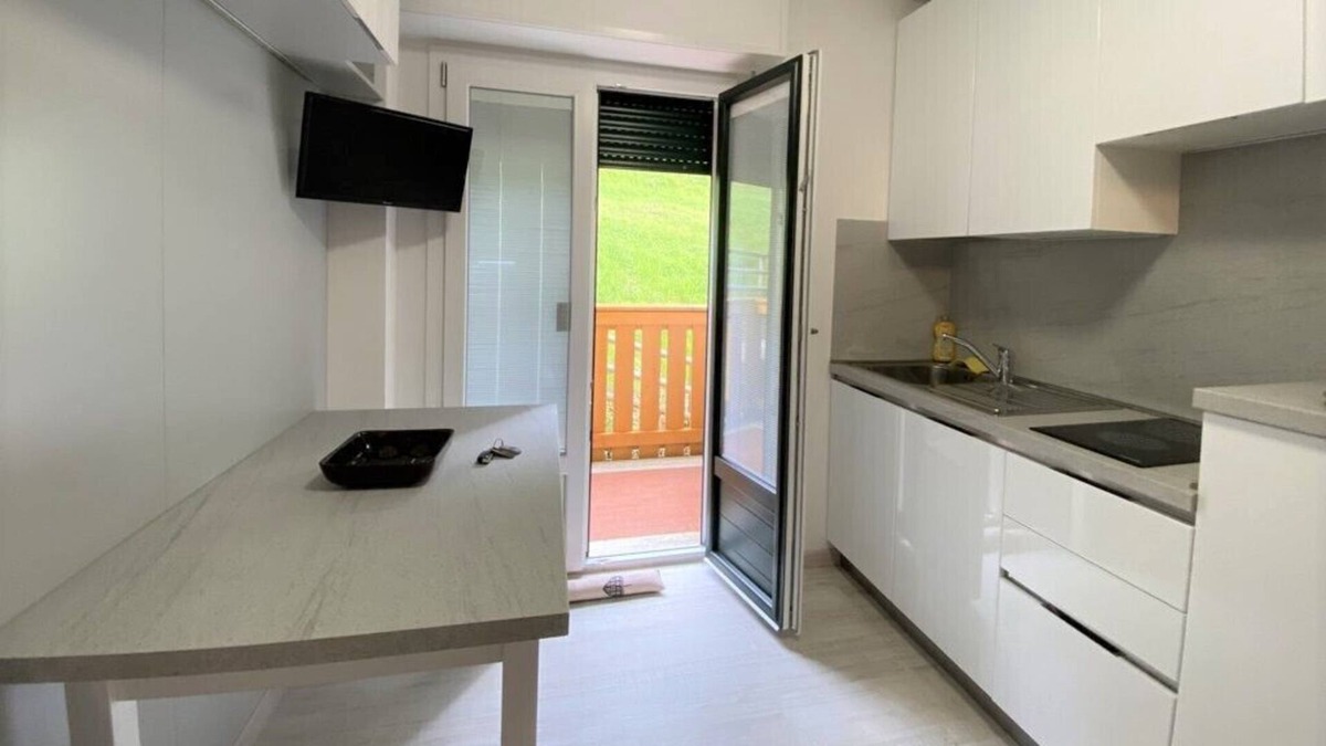 Palu Apartment | Studio apartment Fevri B - Serafini