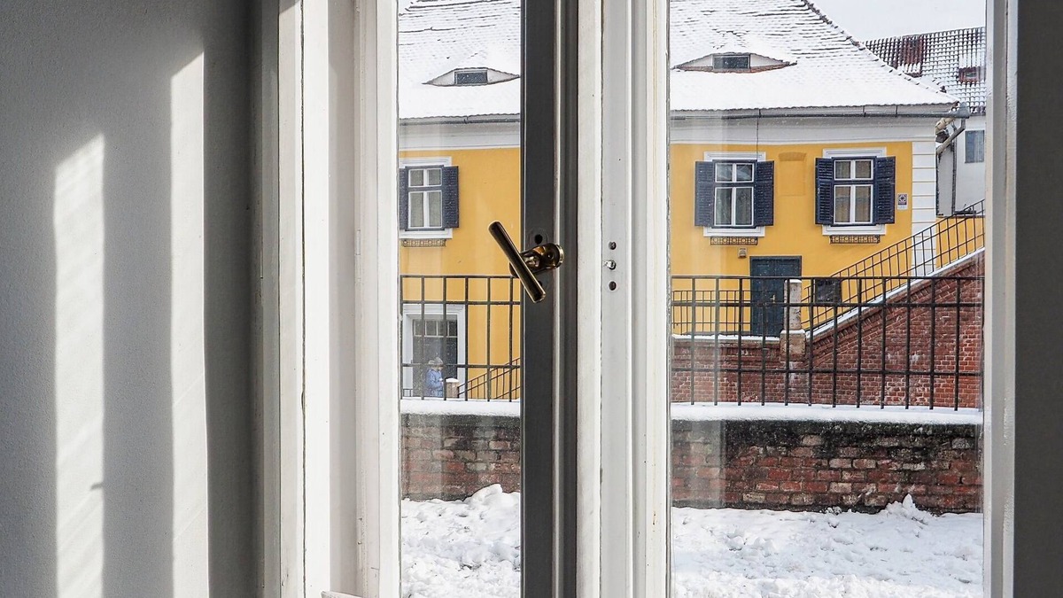 Historic Center Apartment | Studio apartment in old building - Lügenbrücke