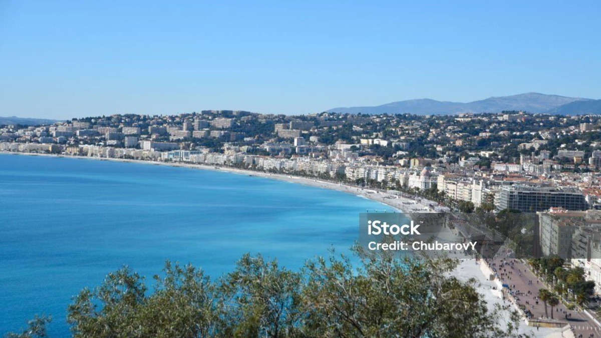 Cimiez Apartment | Studio apartment in the centre of Nice, close to beaches, old town, transport