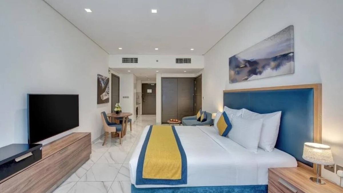 Al Mankhool Apartment | Studio Apartment Near Sharaf Dg Metro By E R