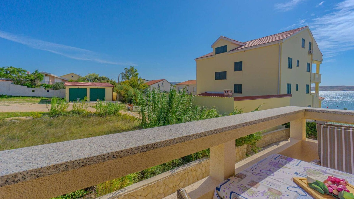 Vidalici Apartment | Studio-Apartment with sea view, directly at the beach, beach chairs