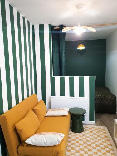 Etoile-sur-Rhone Apartment | Studio avec coin nuit ETOILE SUR RHONE