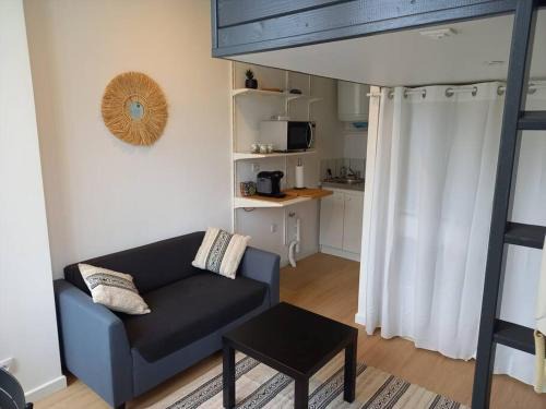 Maladiere Apartment | Studio avec terrasse en résidence calme à Dijon.