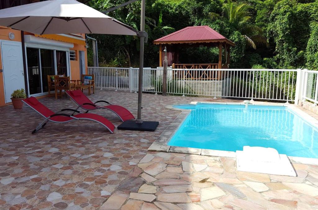 Bouillante Apartment | Studio avec vue sur la mer piscine partagee et jardin clos a Bouillante a 3 km de la plage