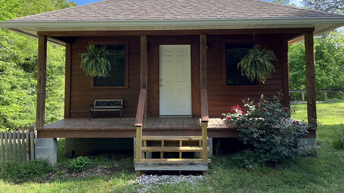 Vicksburg House | Studio Cabin close drive to Grand Gulf, Downtown, and ERDC