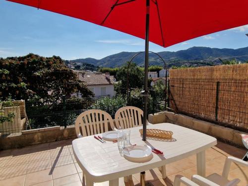 Banyuls-sur-Mer Apartment | Studio cabine à Banyuls-sur-Mer, terrasse, parking privé, proche centre-ville et plage - FR-1-309-277