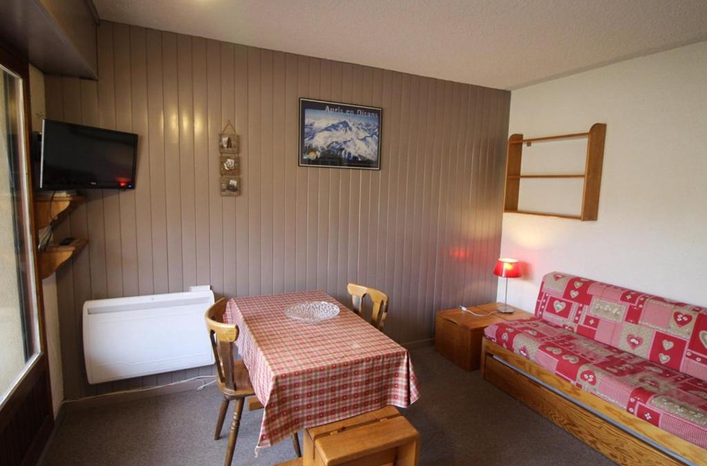Auris Apartment | Studio cabine 3 personnes, pied des pistes avec balcon et parking, Auris en Oisans - FR-1-297-267