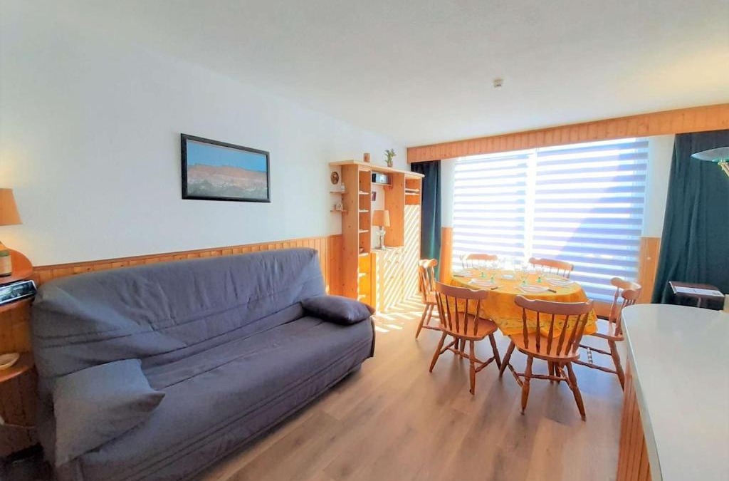 Piau Engaly Apartment | Studio cabine 6 pers à Piau-Engaly avec balcon et vue sur pistes - FR-1-457-302