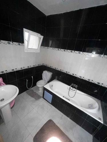 Sidi Abdelhamid Apartment | STUDIO Calm House