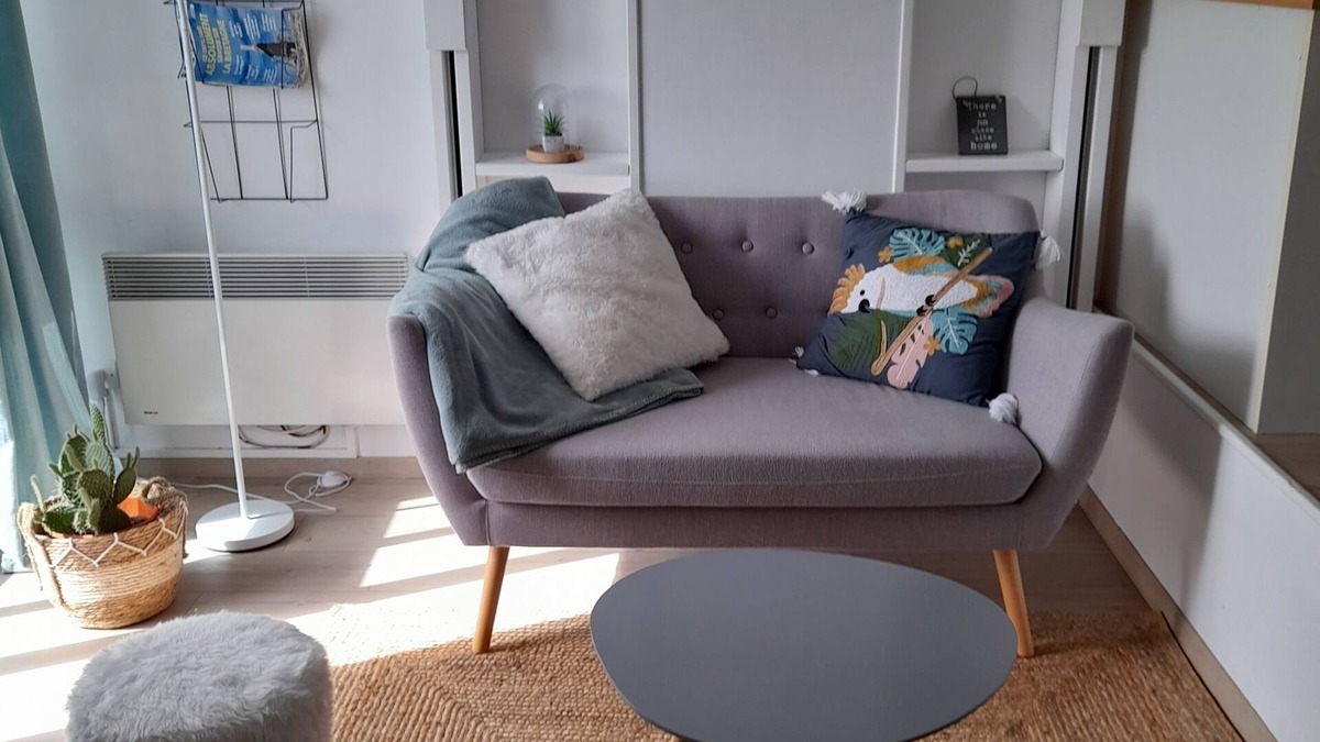 Vannes Apartment | Studio Center Port with balcony, parking and WiFi