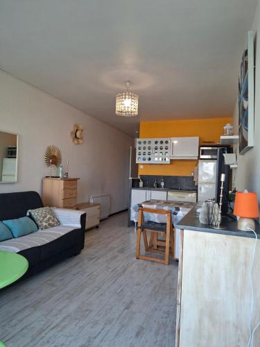 Mediterranee Apartment | studio chambre cabine proche de tous les sites et commodités