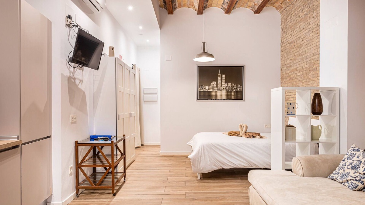 El Botanic Apartment | Studio 'Ciudad Vieja' with Private Terrace, Wi-Fi and Air Conditioning