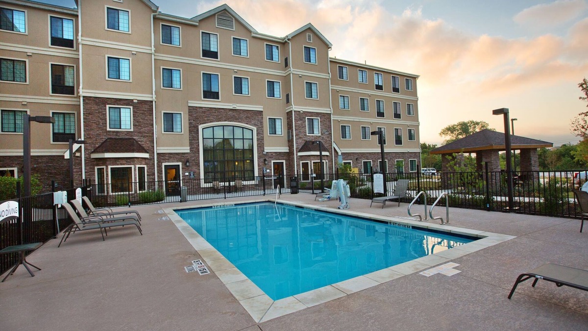 Sweetbriar Apartment | Studio Close to Downtown Austin