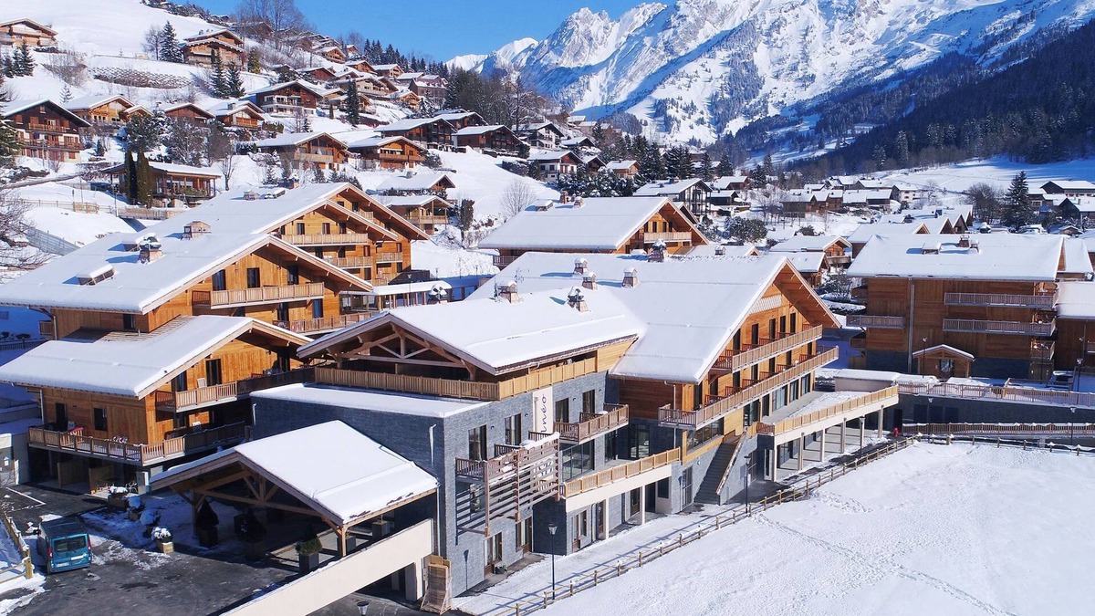 La Clusaz Apartment | Studio de Montagne | Piscine Extérieure Chauffée!