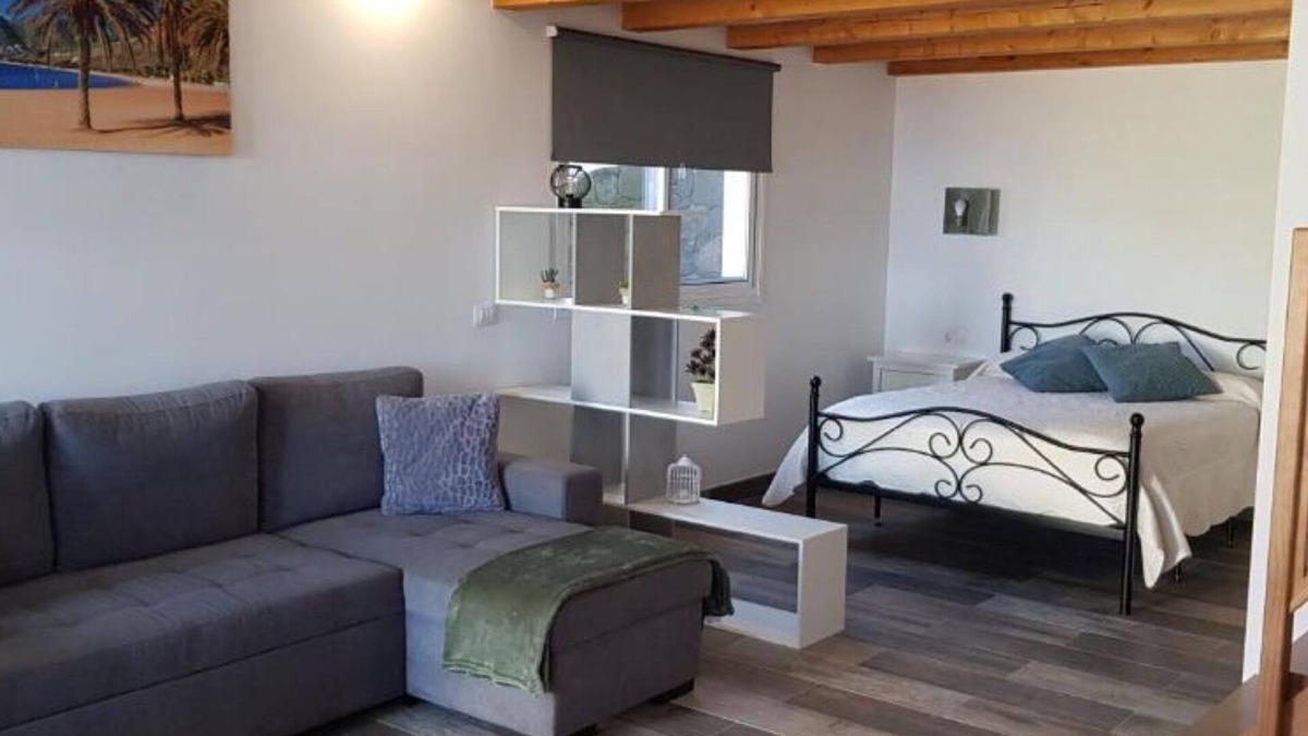 Frontera Apartment | Studio 'De Tato' with Mountain View, Private Terrace and Wi-Fi