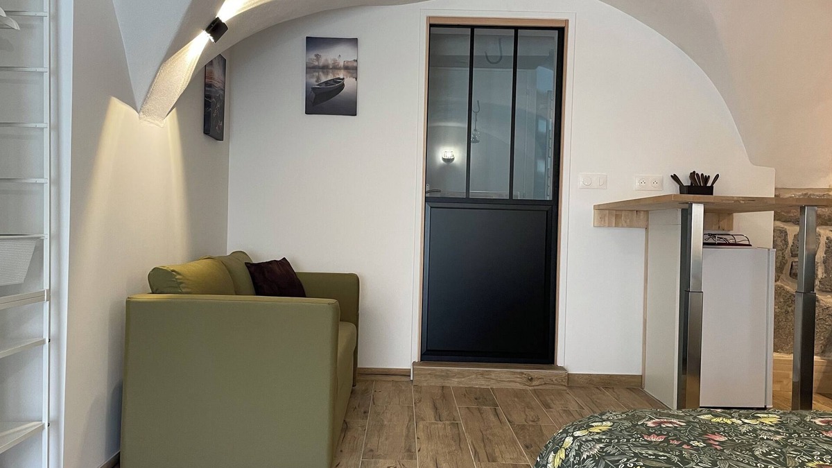 Orcines Apartment | Studio des Volcans at the foot of Puy de Dôme!