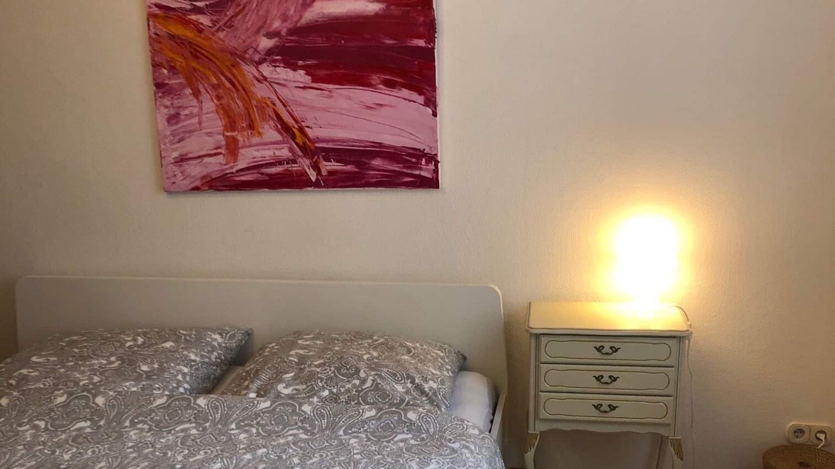 Moersenbroich Apartment | studio e - Quiet central 1 bedroom apartment for 2-3 guests