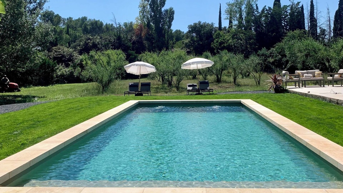 Noves Apartment | Studio equipped Terra "Au Bout Du Chemin" Domaine de Bournissac in Noves