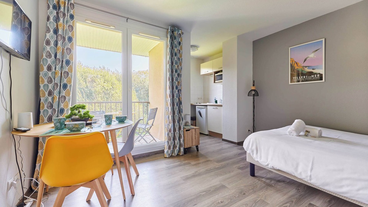 Equemauville Apartment | Studio Escapade Normande - Welkeys