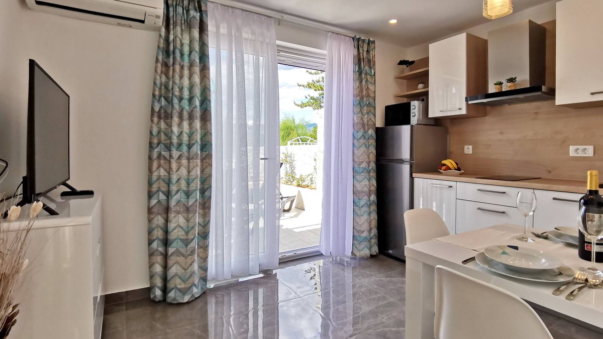 Silo Apartment | Studio flat near beach Šilo, Krk (AS-18721-a)
