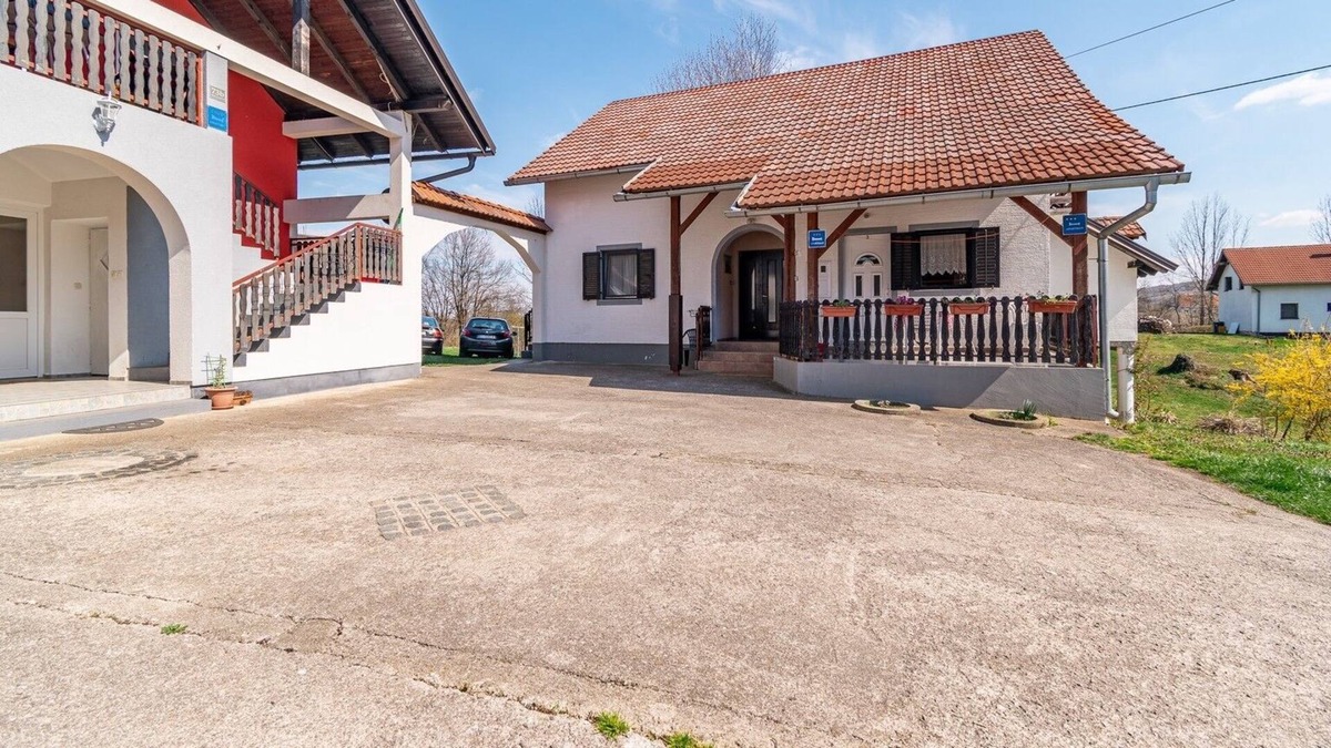 Seliste Dreznicko Apartment | Studio flat (pet friendly) Seliste Dreznicko, Plitvice (AS-20907-a)