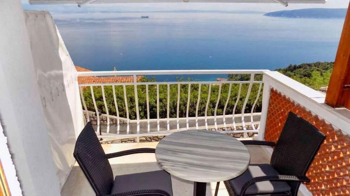 Mosenice Apartment | Studio flat with terrace and sea view Mošćenice, Opatija (AS-7689-a)