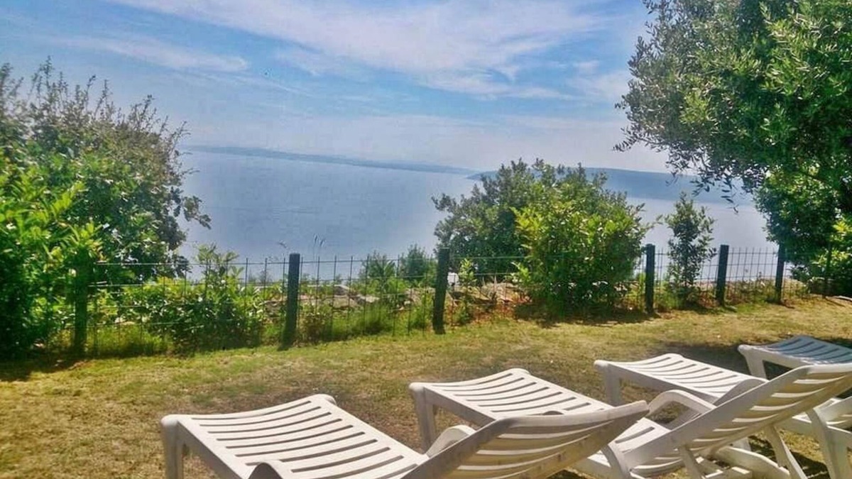 Mosenice Apartment | Studio flat with terrace and sea view Mošćenice, Opatija (AS-7689-c)