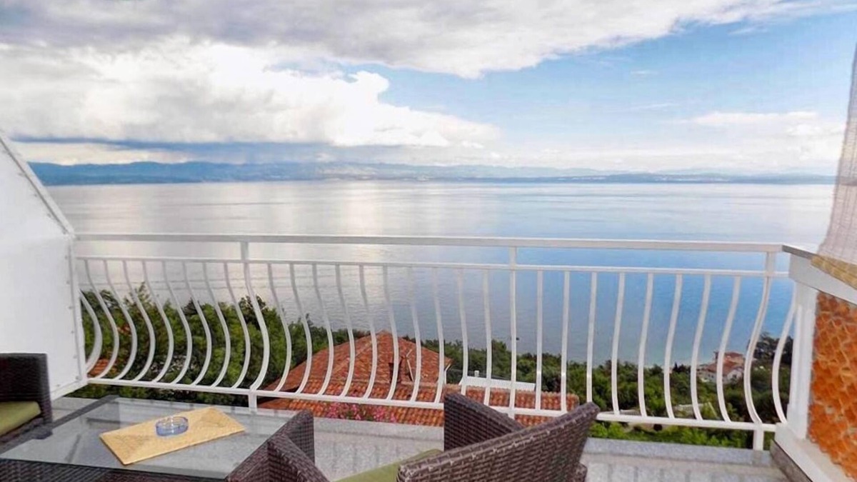 Mosenice Apartment | Studio flat with terrace and sea view Mošćenice, Opatija (AS-7689-d)