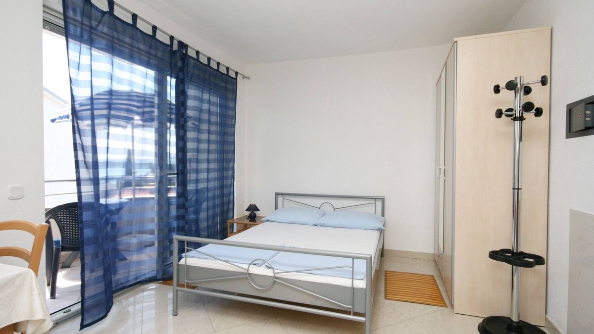Dramalj Apartment | Studio flat with balcony and sea view Dramalj, Crikvenica (AS-5534-a)