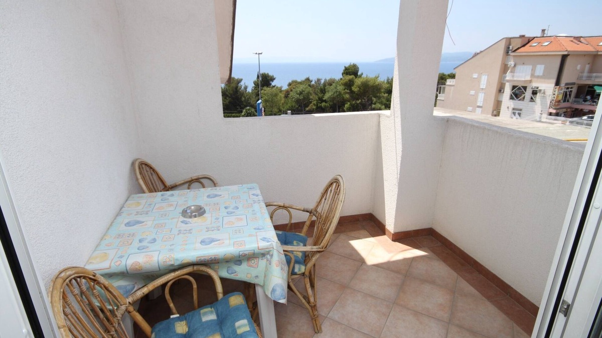 Zelenka Apartment | Studio flat with terrace and sea view Makarska (AS-6693-a)