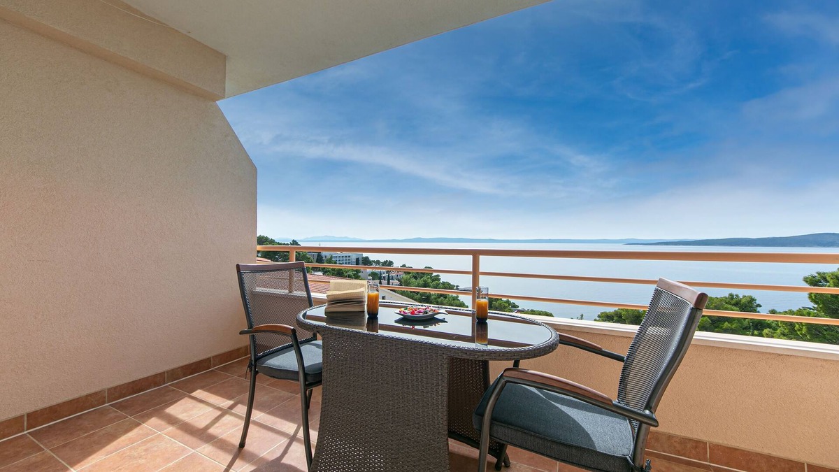 Brela Apartment | Studio flat with terrace and sea view Brela, Makarska (AS-20066-b)