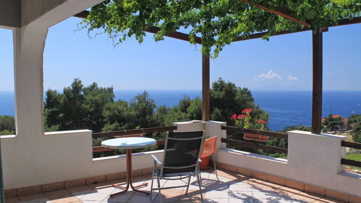 Sveta Nedjelja Apartment | Studio flat with terrace and sea view Sveta Nedilja, Hvar (AS-8792-a)