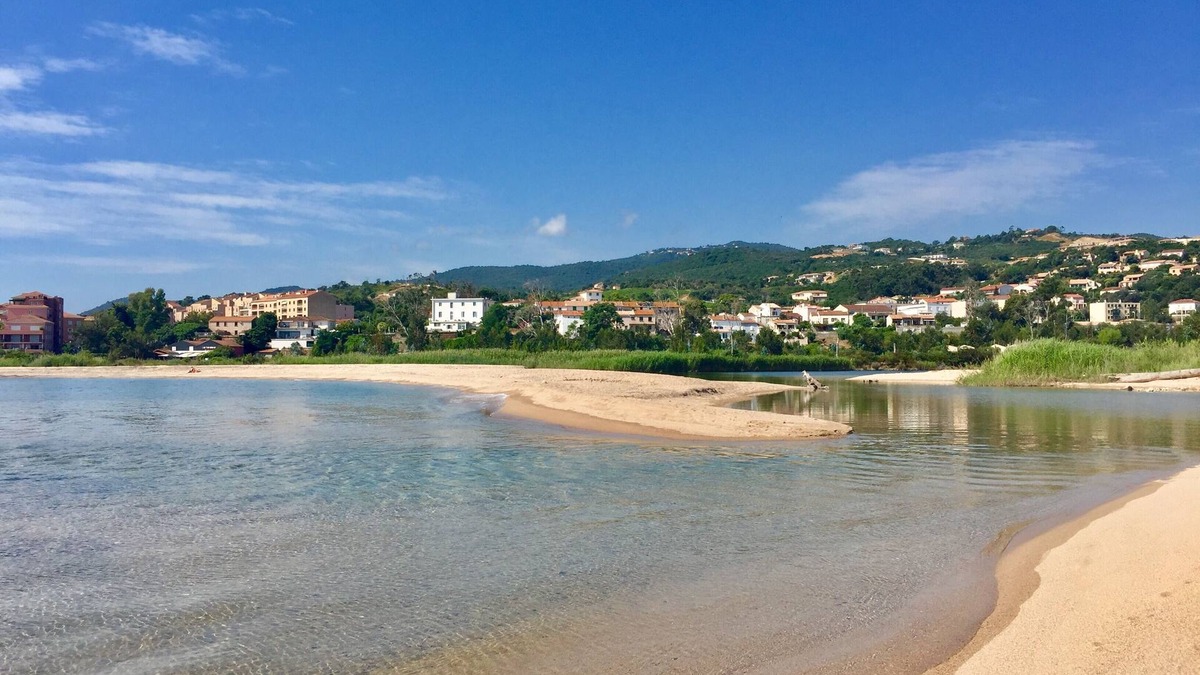 Solenzara Apartment | Studio for 2 at 50m from the beach