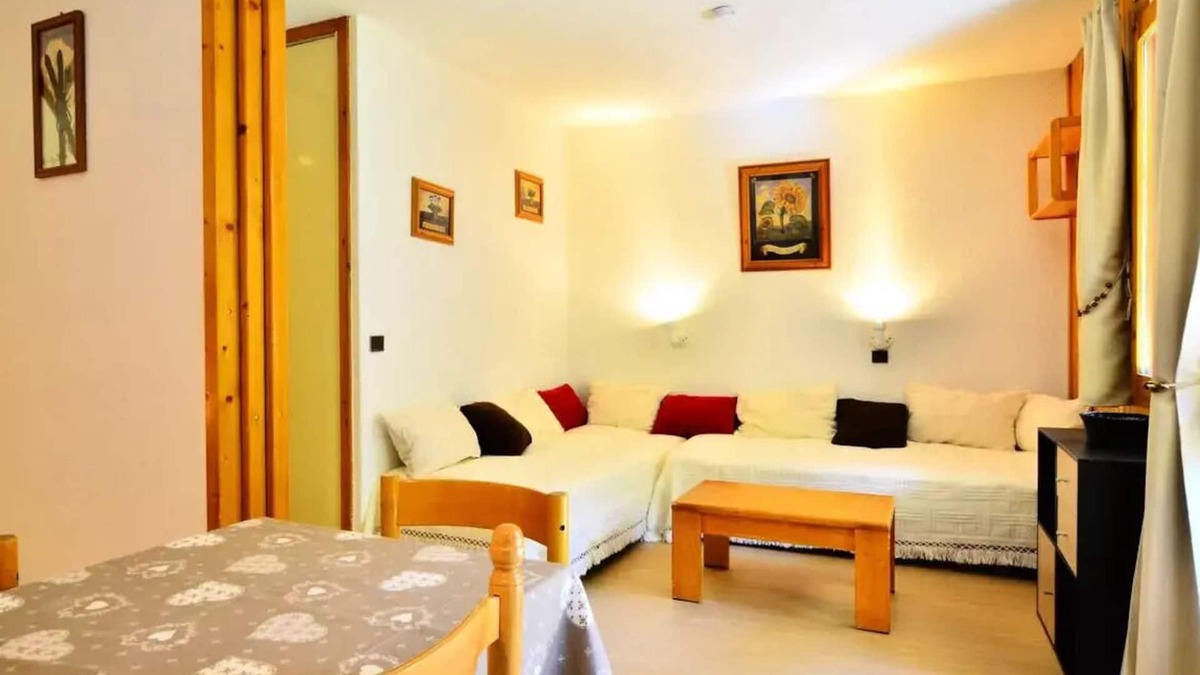 Montchavin Apartment | Studio for 5 people