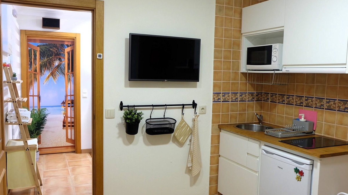 Olhao Apartment | Studio for two guests with patio/terrace, air conditioning and wifi