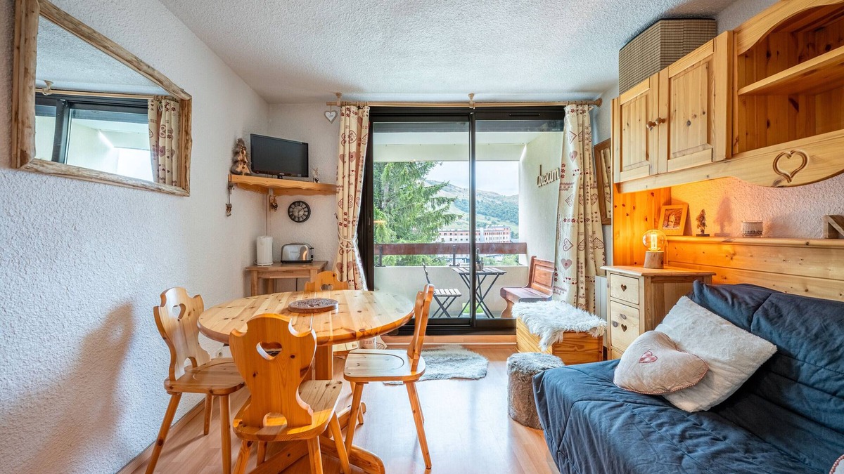 Montgellafrey Apartment | Studio for 4 people, Saint-François Longchamp 1650 – at the foot of the slopes, resort center.