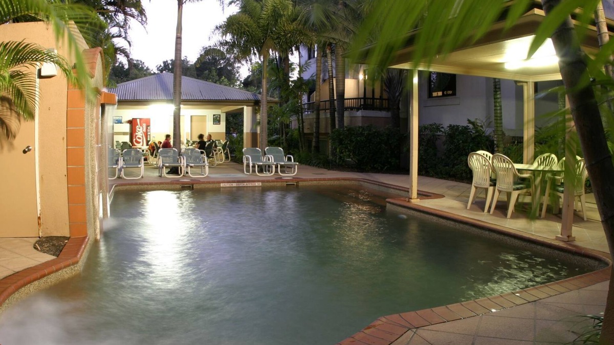 Cairns North Apartment | Studio - great value for short stays